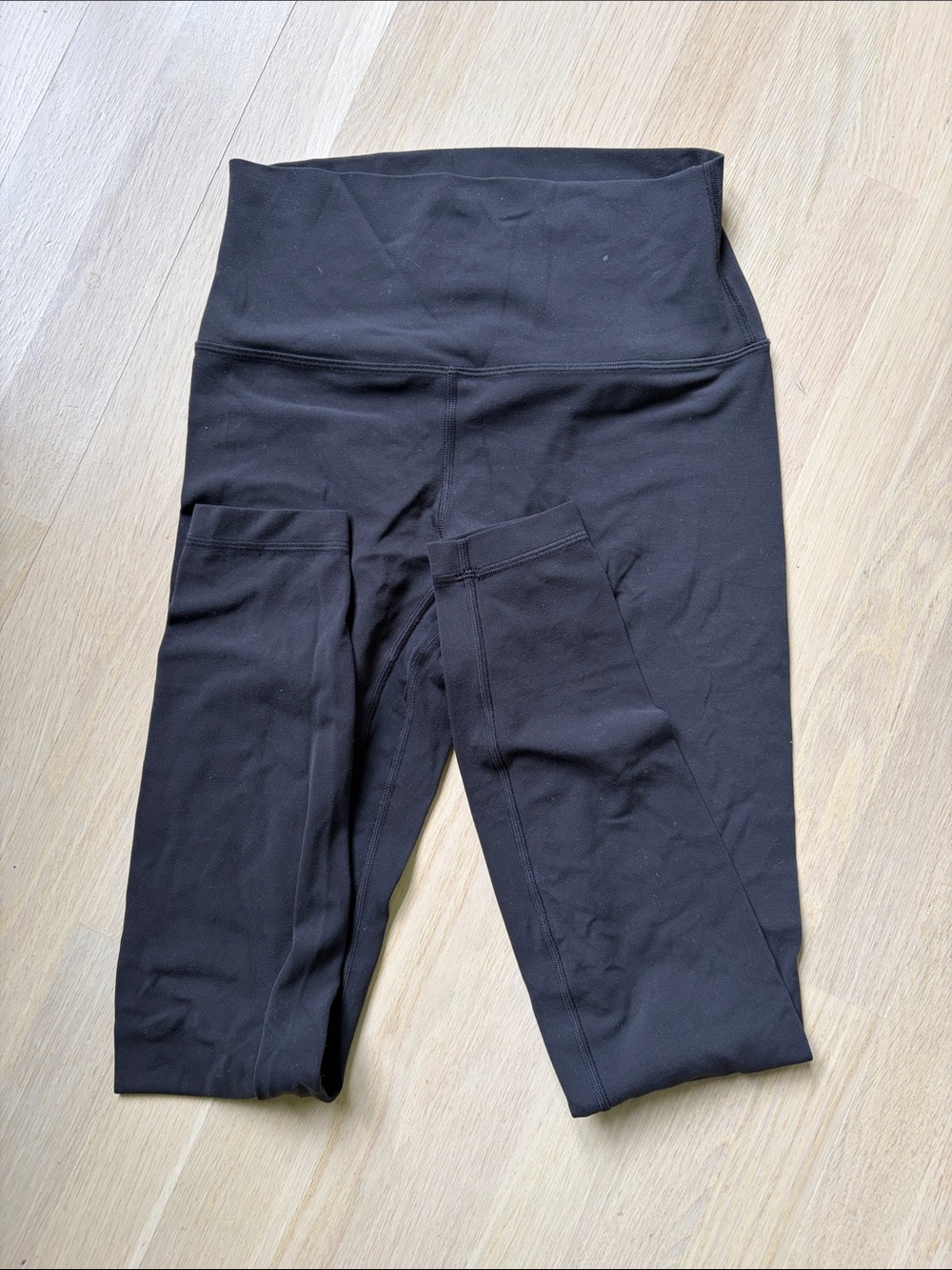 Lululemon Align 28” black size 6